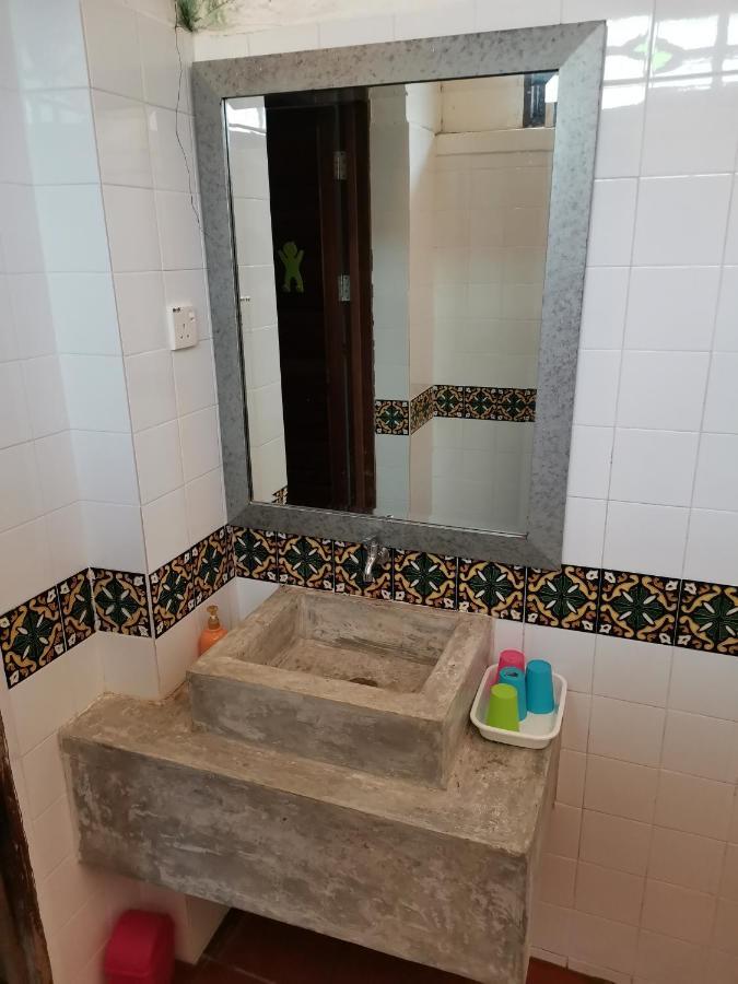 Rangoon Residences + George Town Extérieur photo